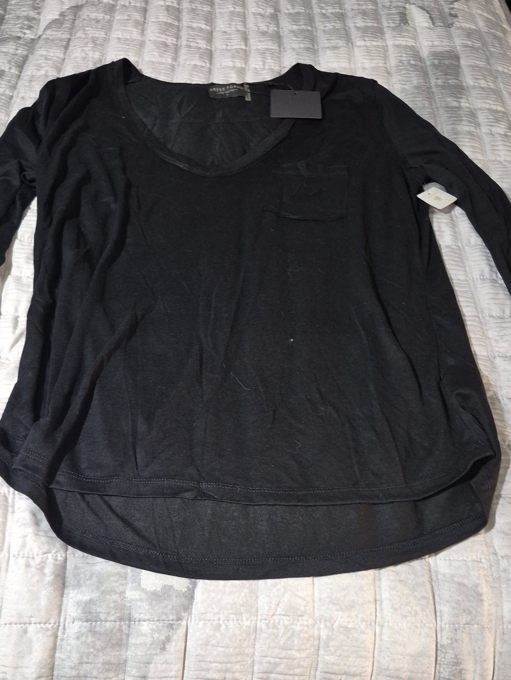 Dress Forum Black Long-Sleeve Scoop Neck Top